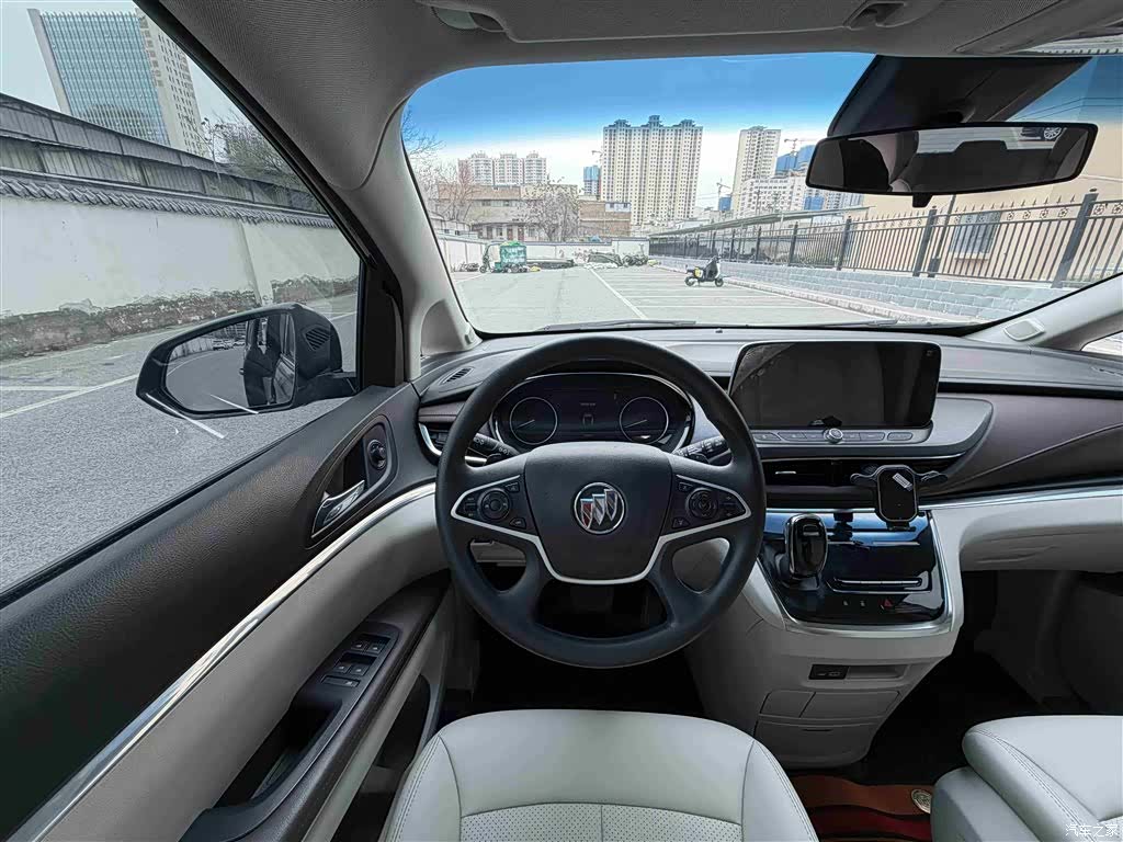 Buick GL8, 2023 13