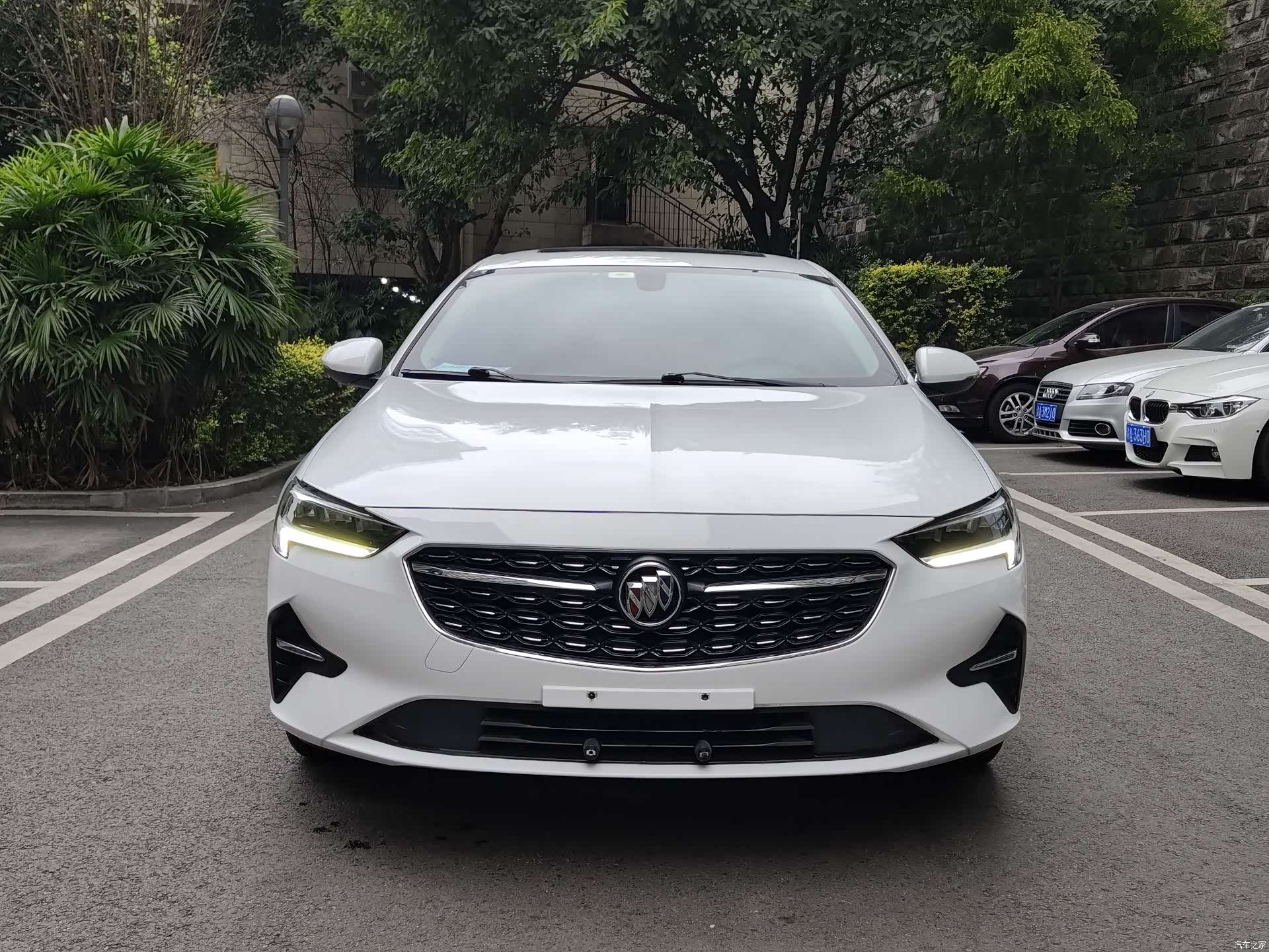 Buick Regal, 2020 3