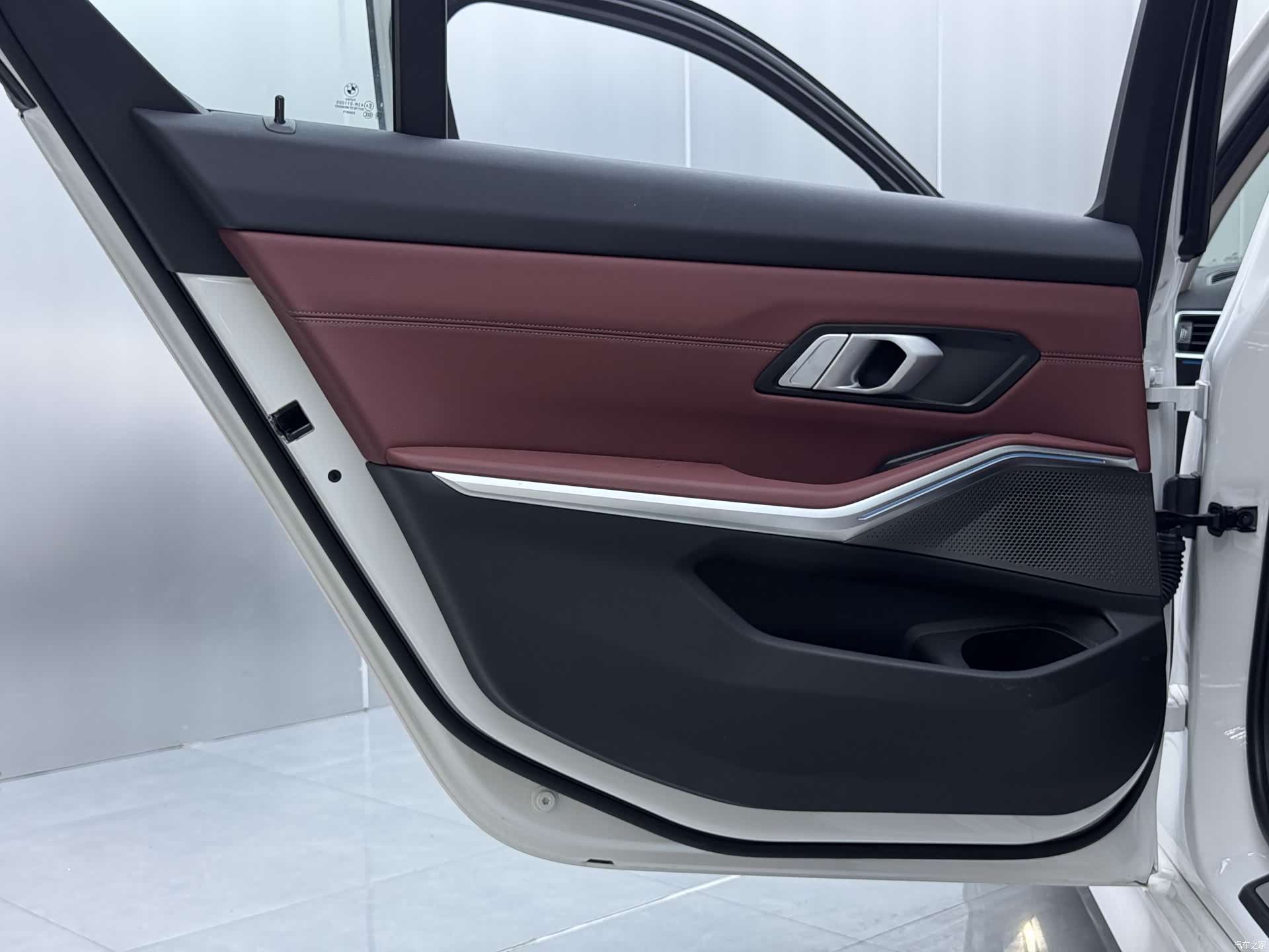 BMW i3, 2024 22