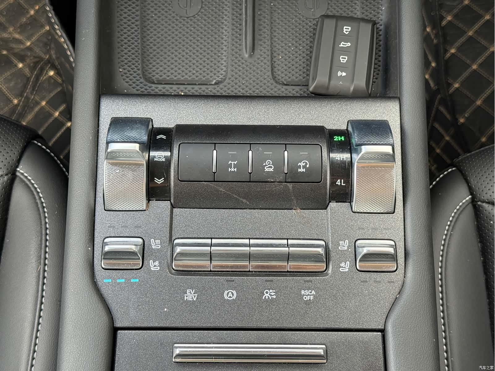 Tank 300, 2025 12