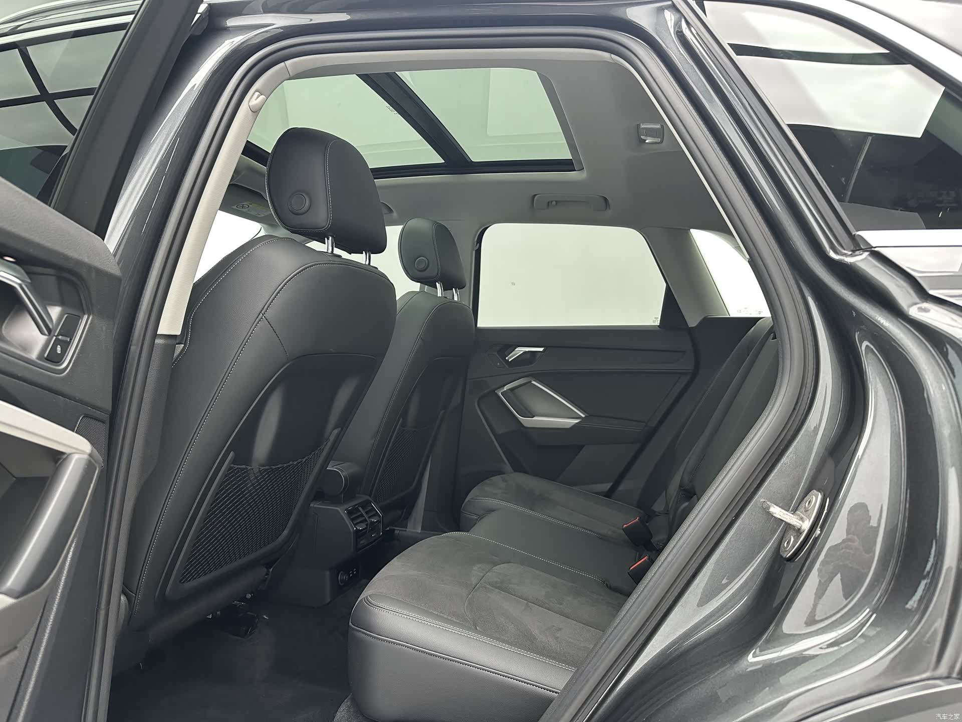 Audi Q3, 2022 6