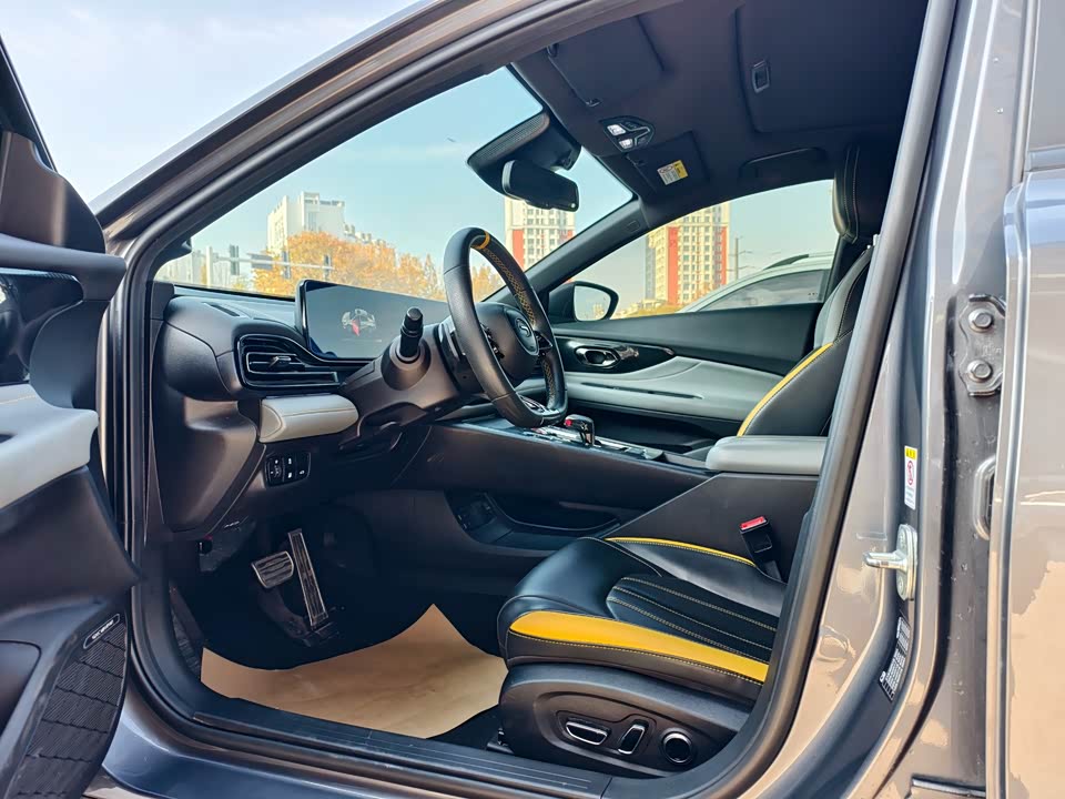 Trumpchi Shadow Leopard