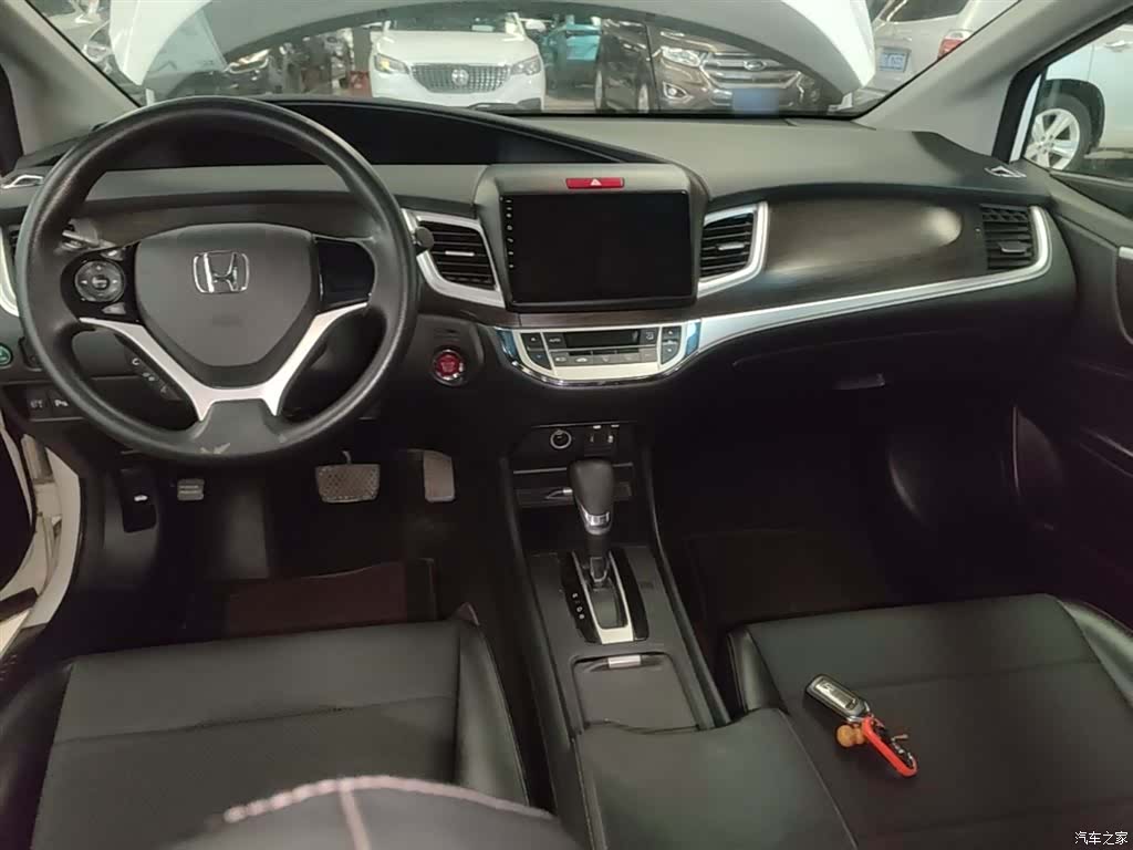 Honda Jade, 2015 10