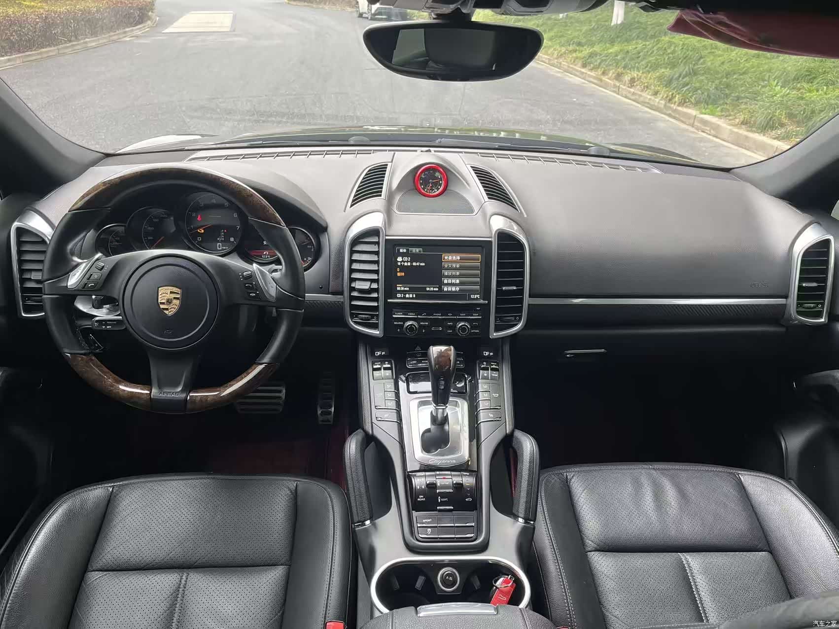 Porsche Cayenne, 2014 7