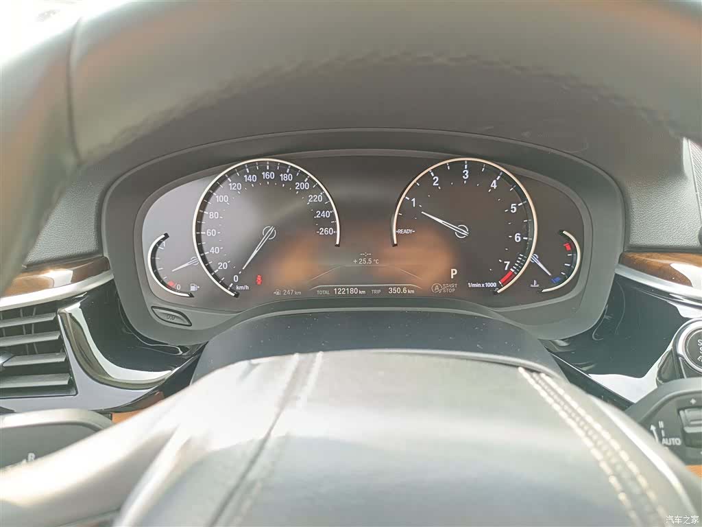 BMW 5 Series, 2017 11