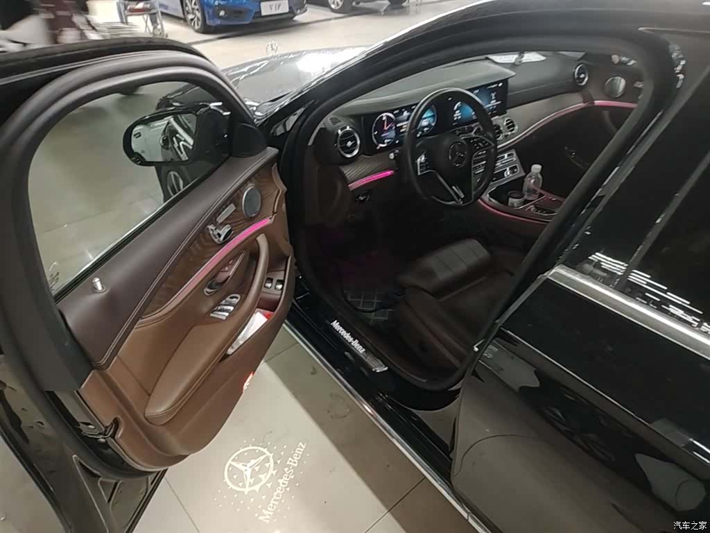 Mercedes-Benz E-Class, 2022 16