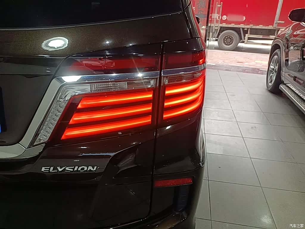 Honda Elysion, 2018 8