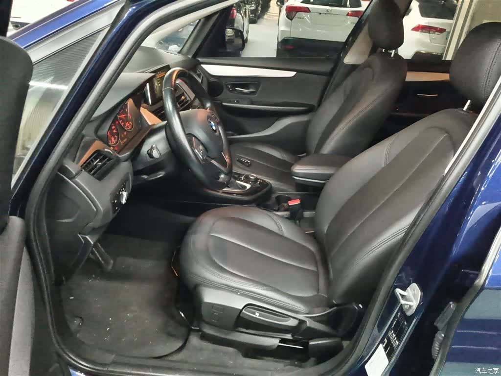 BMW 2 Series, 2017 11
