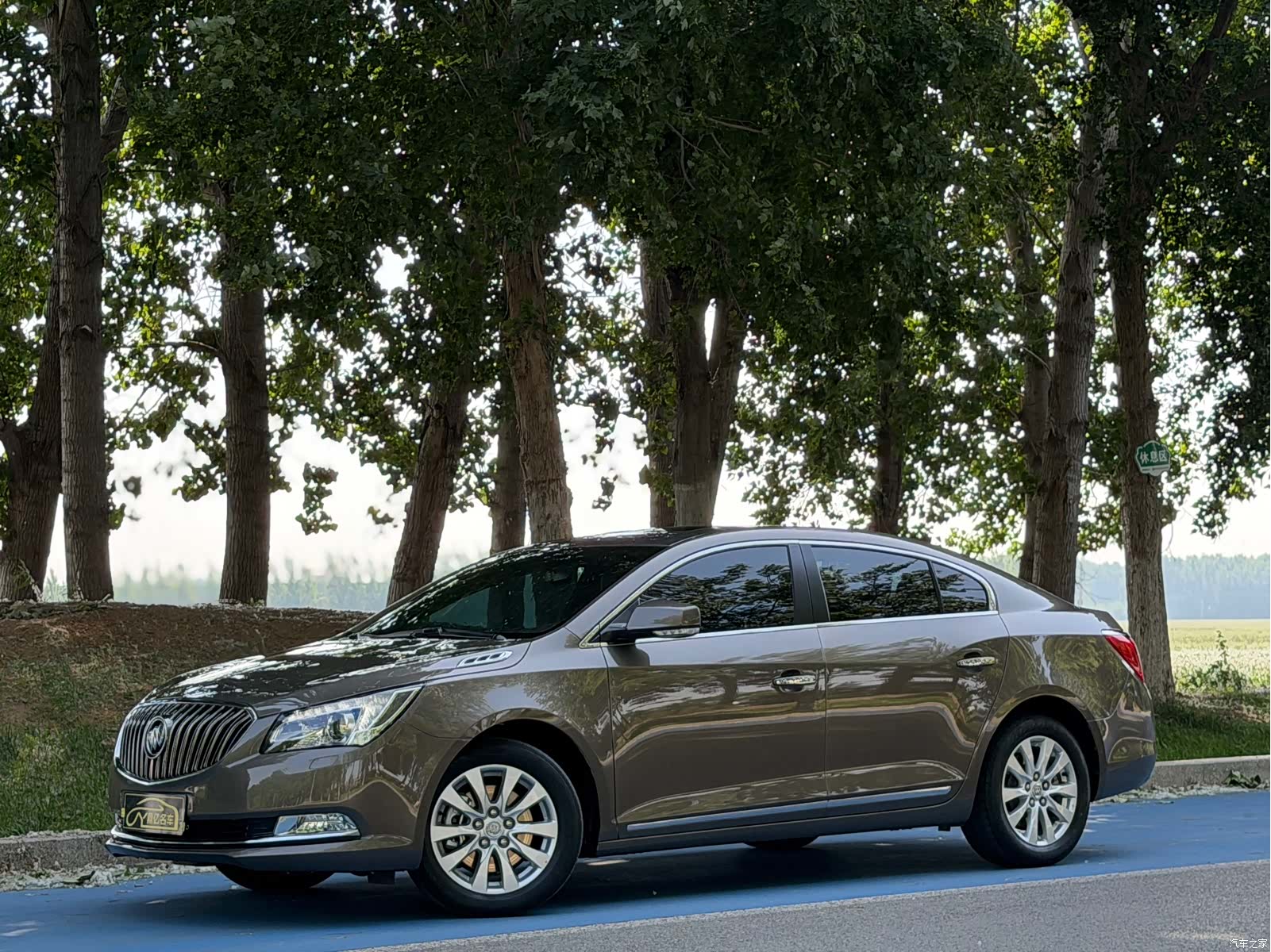 Buick LaCrosse, 2016 1