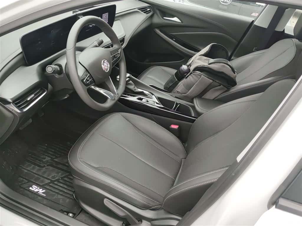 Buick Verano, 2023 11