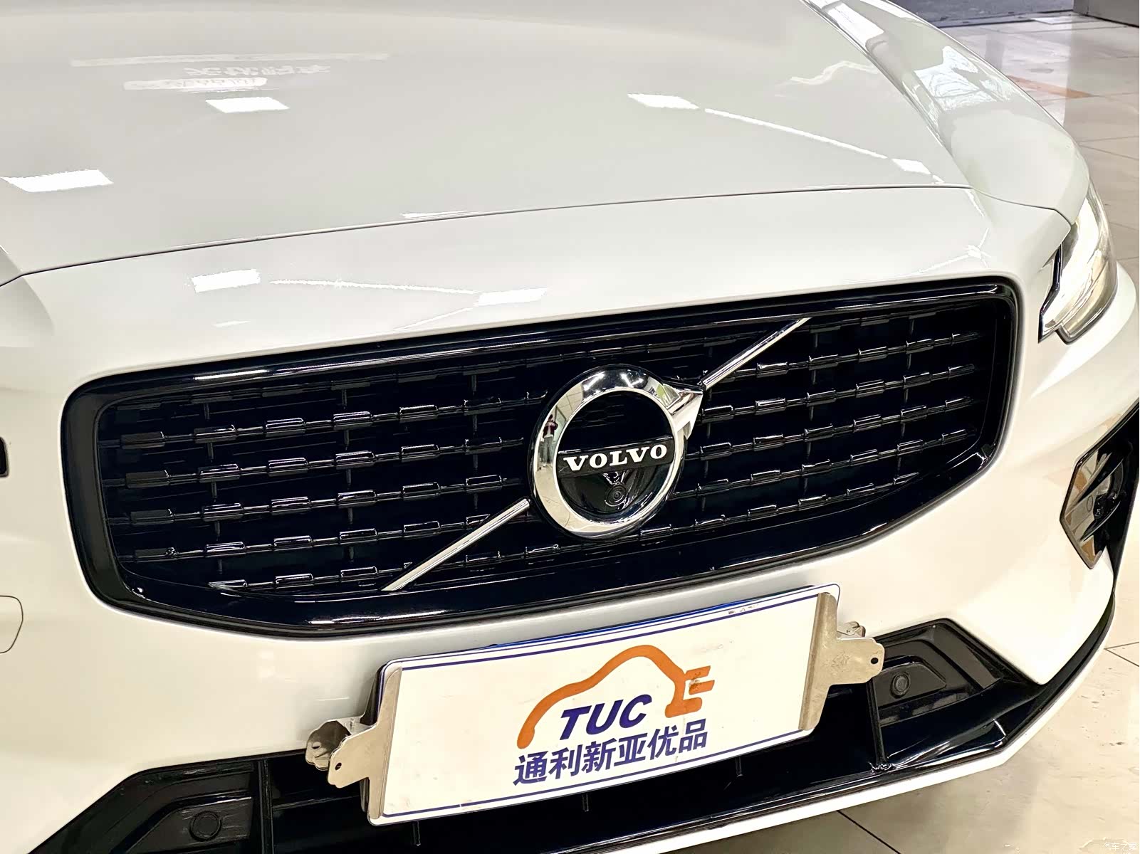 Volvo V60, 2021 3