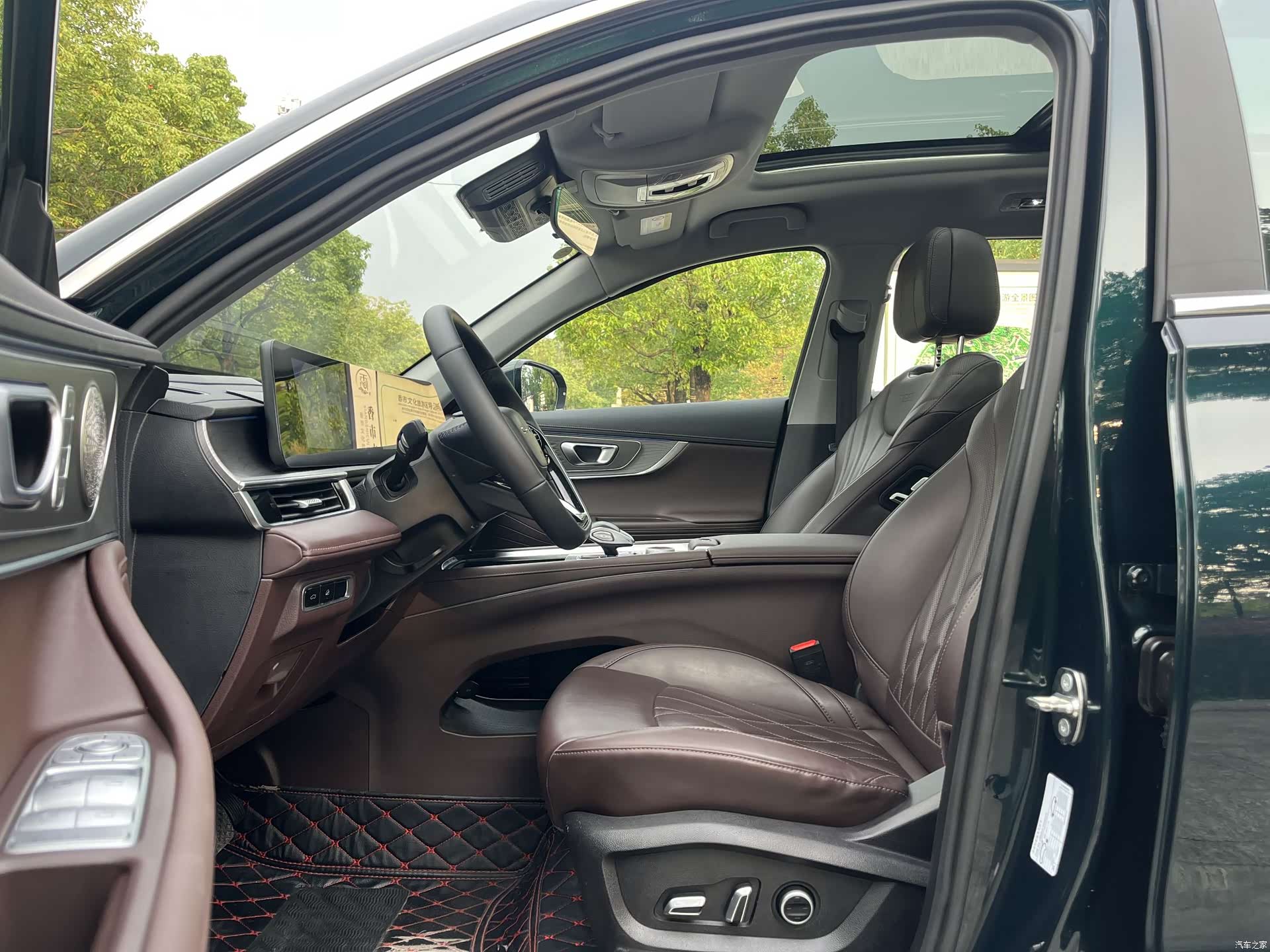 Chery Tiggo 8, 2024 12