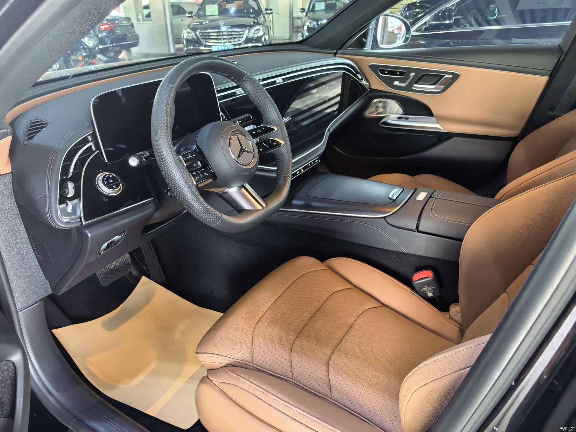 Mercedes-Benz E-Class, 2024 4