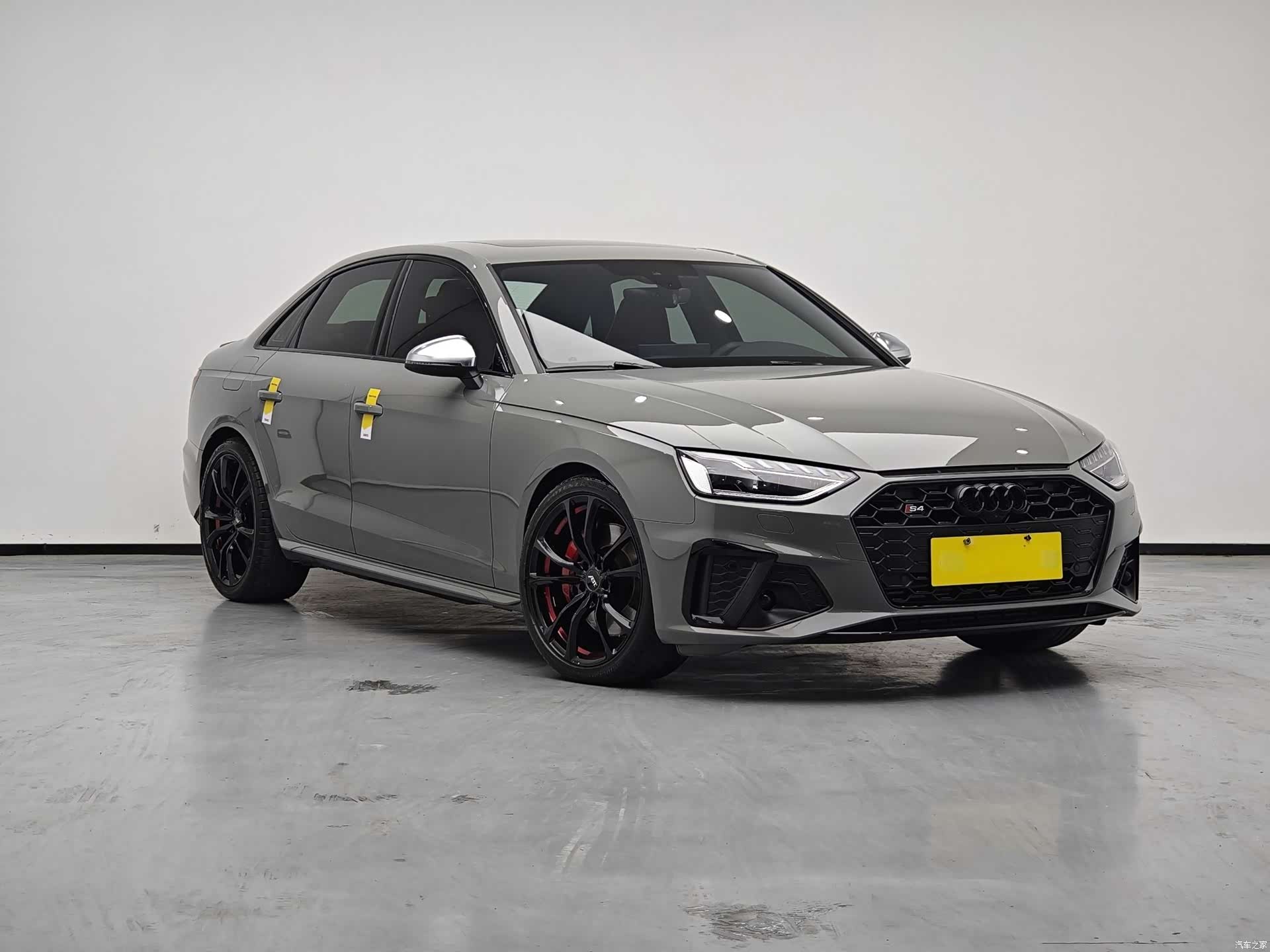 Audi S4, 2023 3