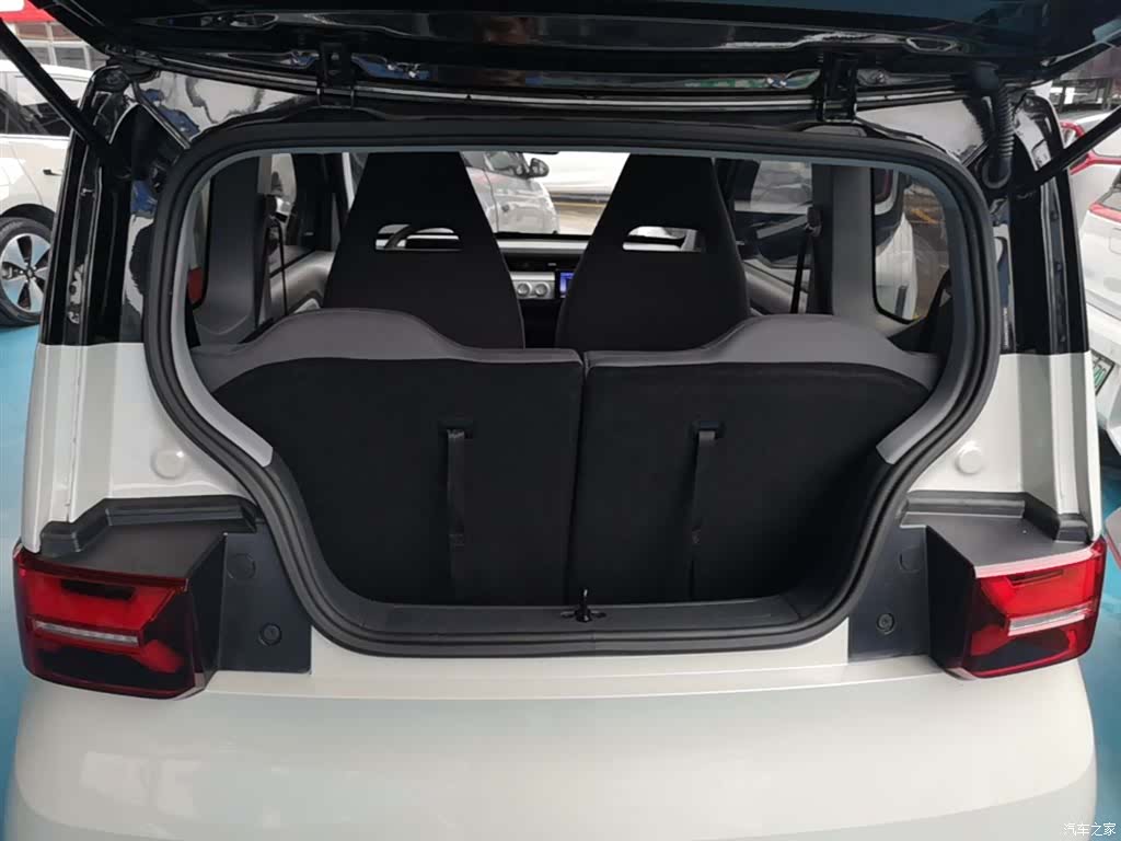 Wuling MINIEV, 2022 19