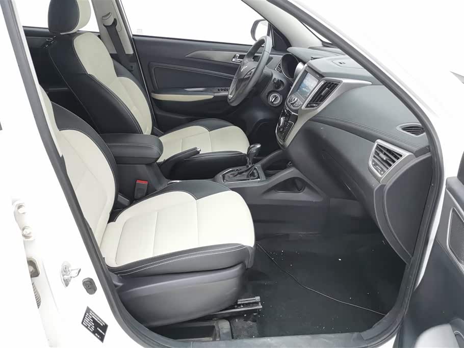Changan CS35