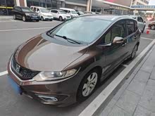 �ܵ� 2013�� 1.8L �Զ����ʰ� 5��