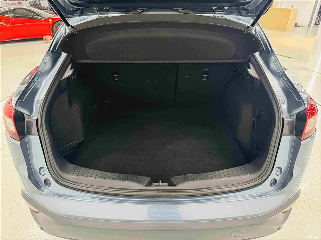 Mazda CX-4, 2018 21