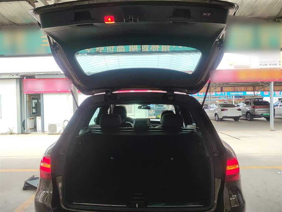 Mercedes-Benz GLC Mercedes-Benz GLC