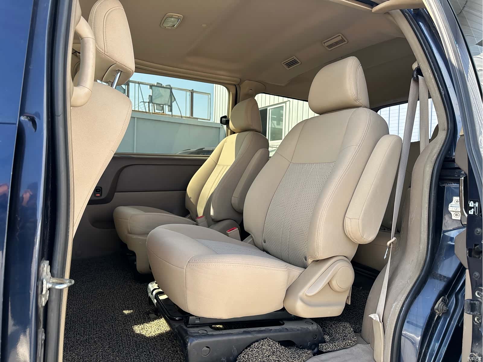 Buick GL8, 2013 6