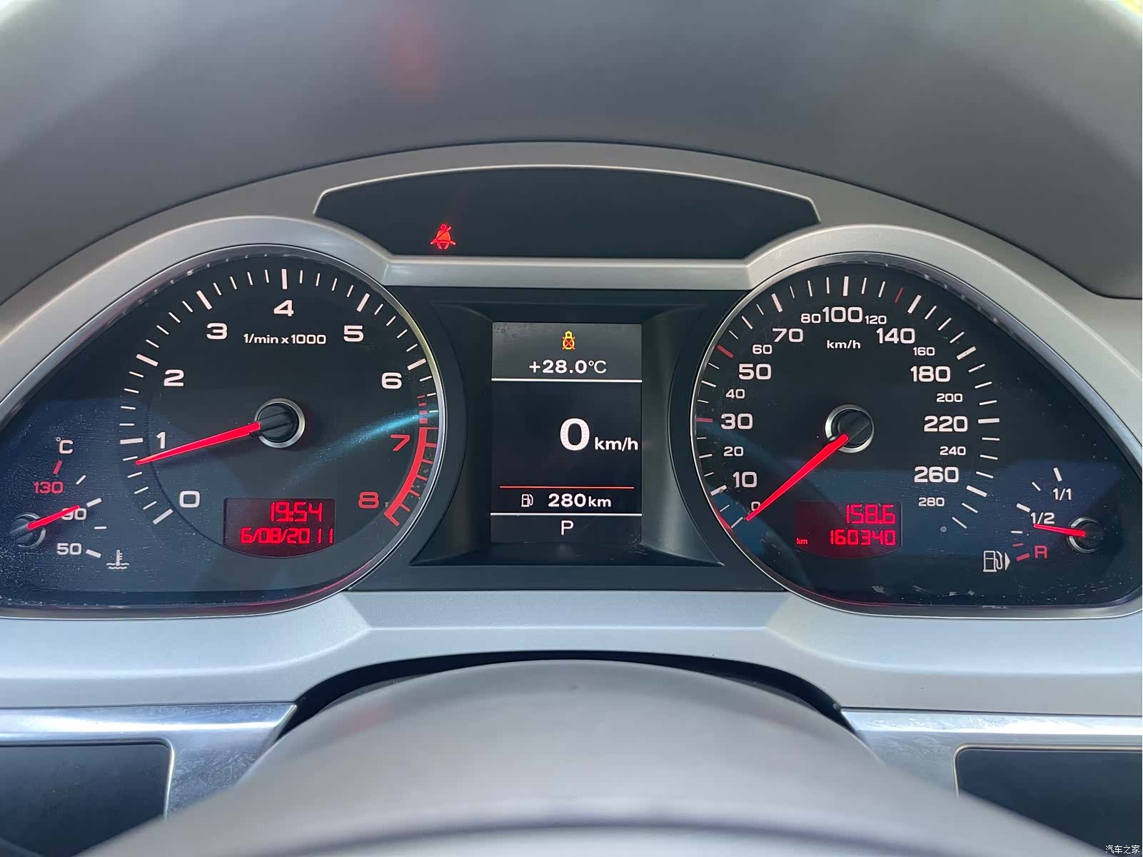 Audi A6L, 2011 20
