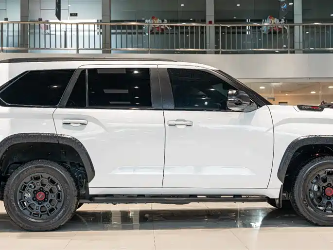 Toyota Sequoia