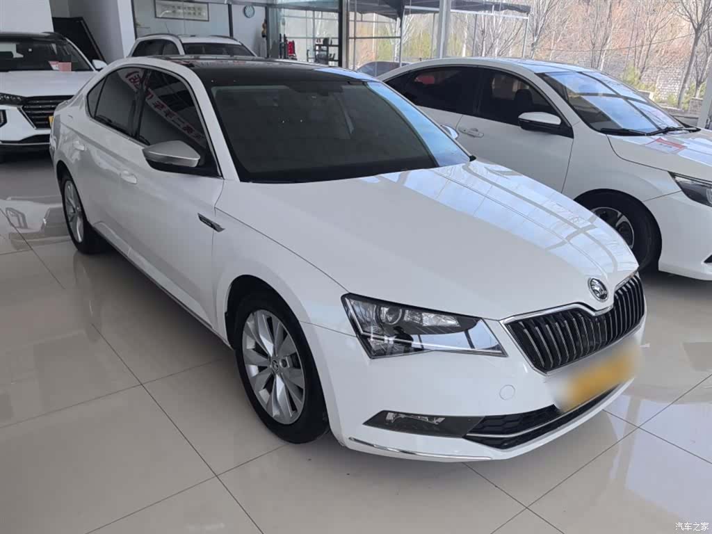 Skoda Superb, 2016 4