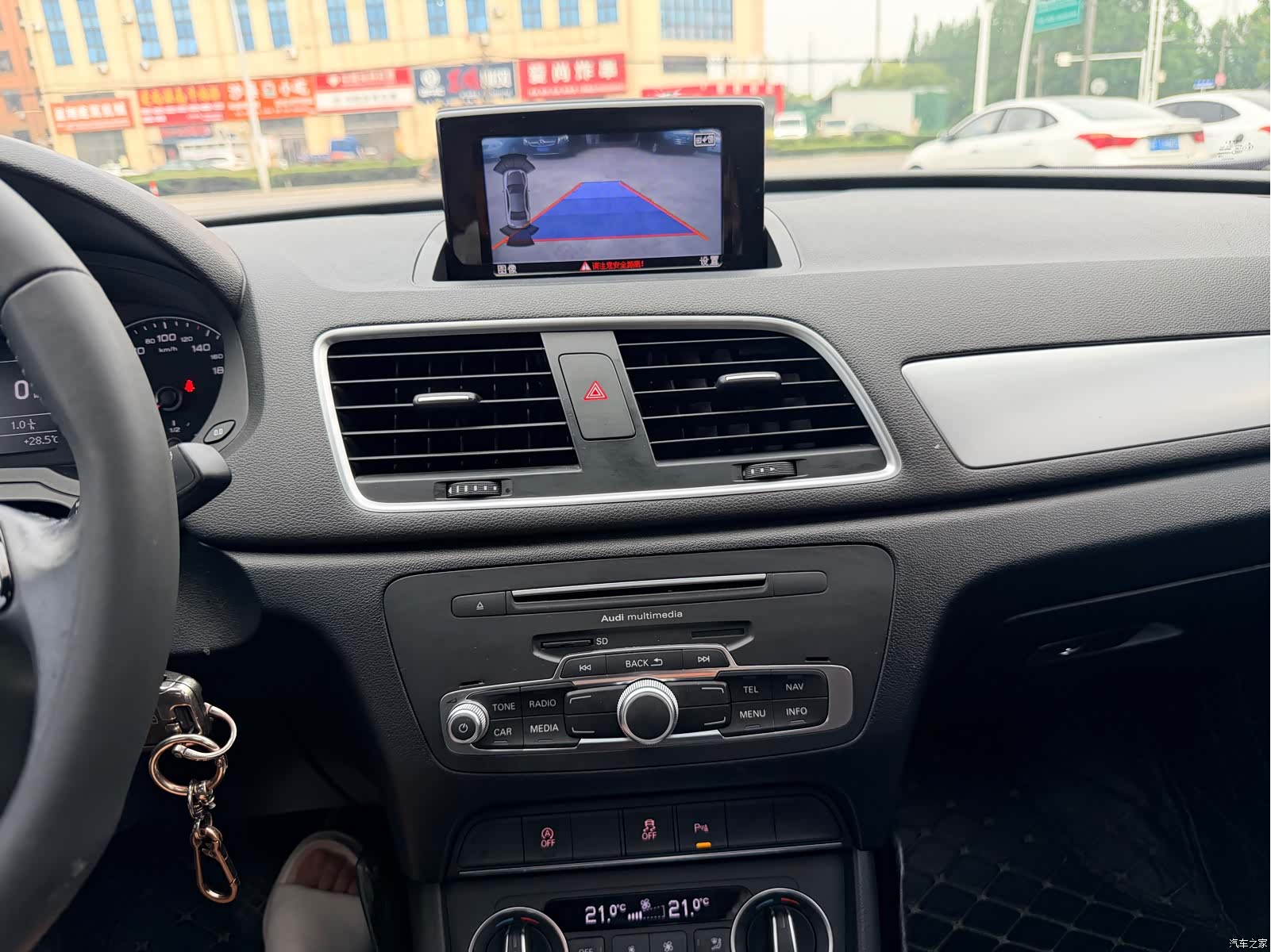 Audi Q3, 2019 8
