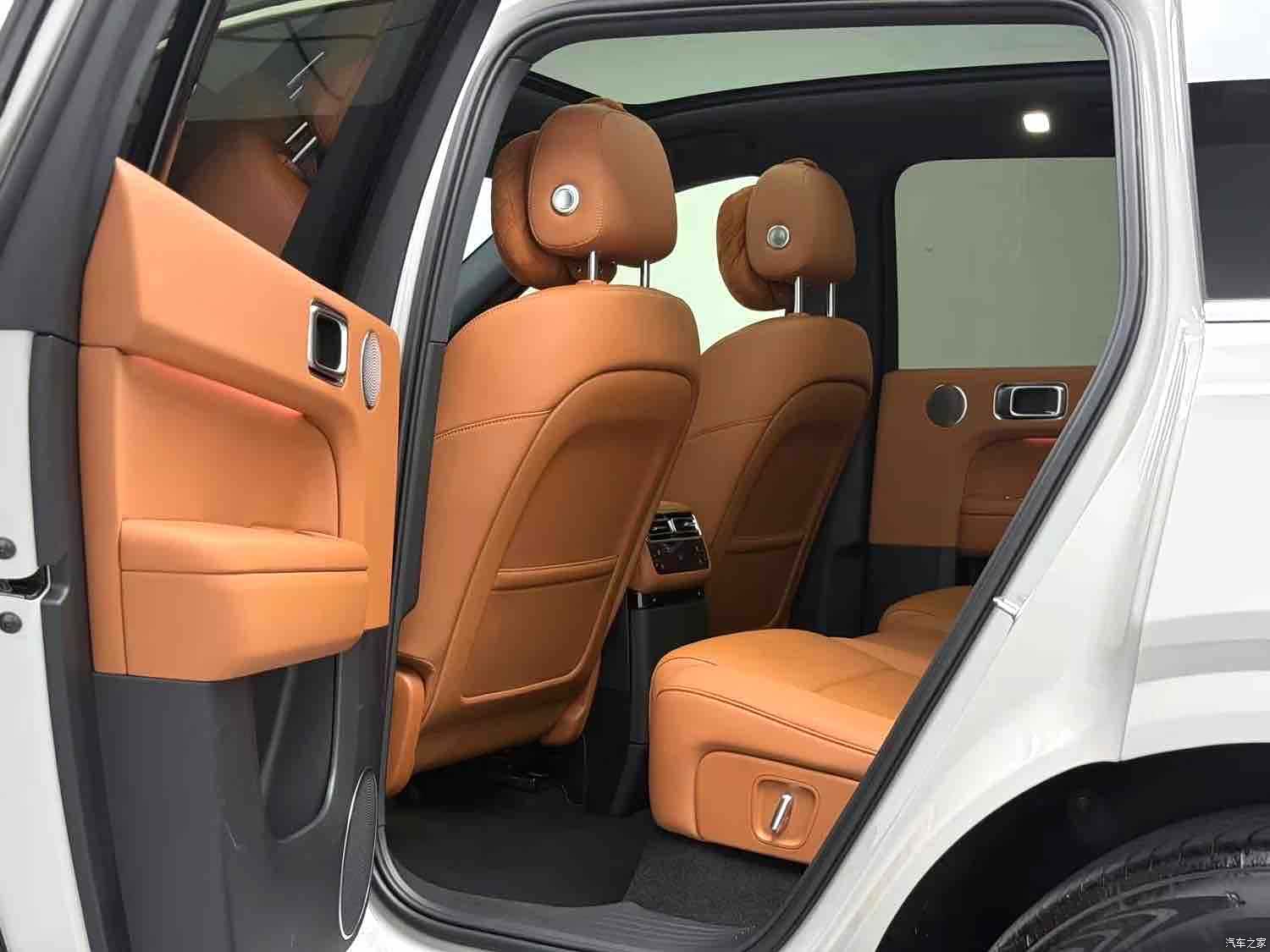Li Auto L6, 2025 все фото