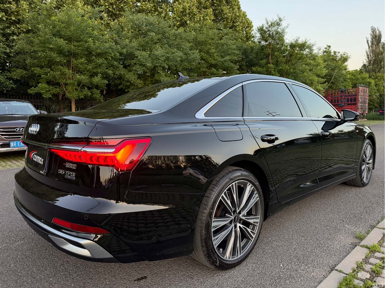 Audi A6L, 2025 10