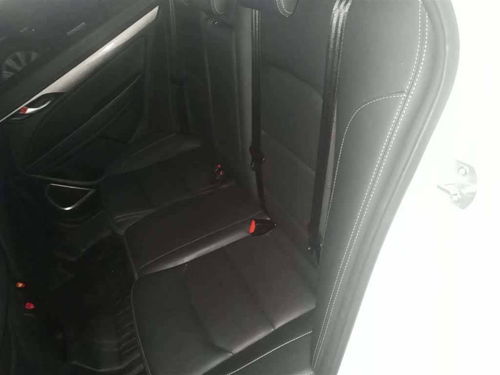 Geely Emgrand, 2020 13