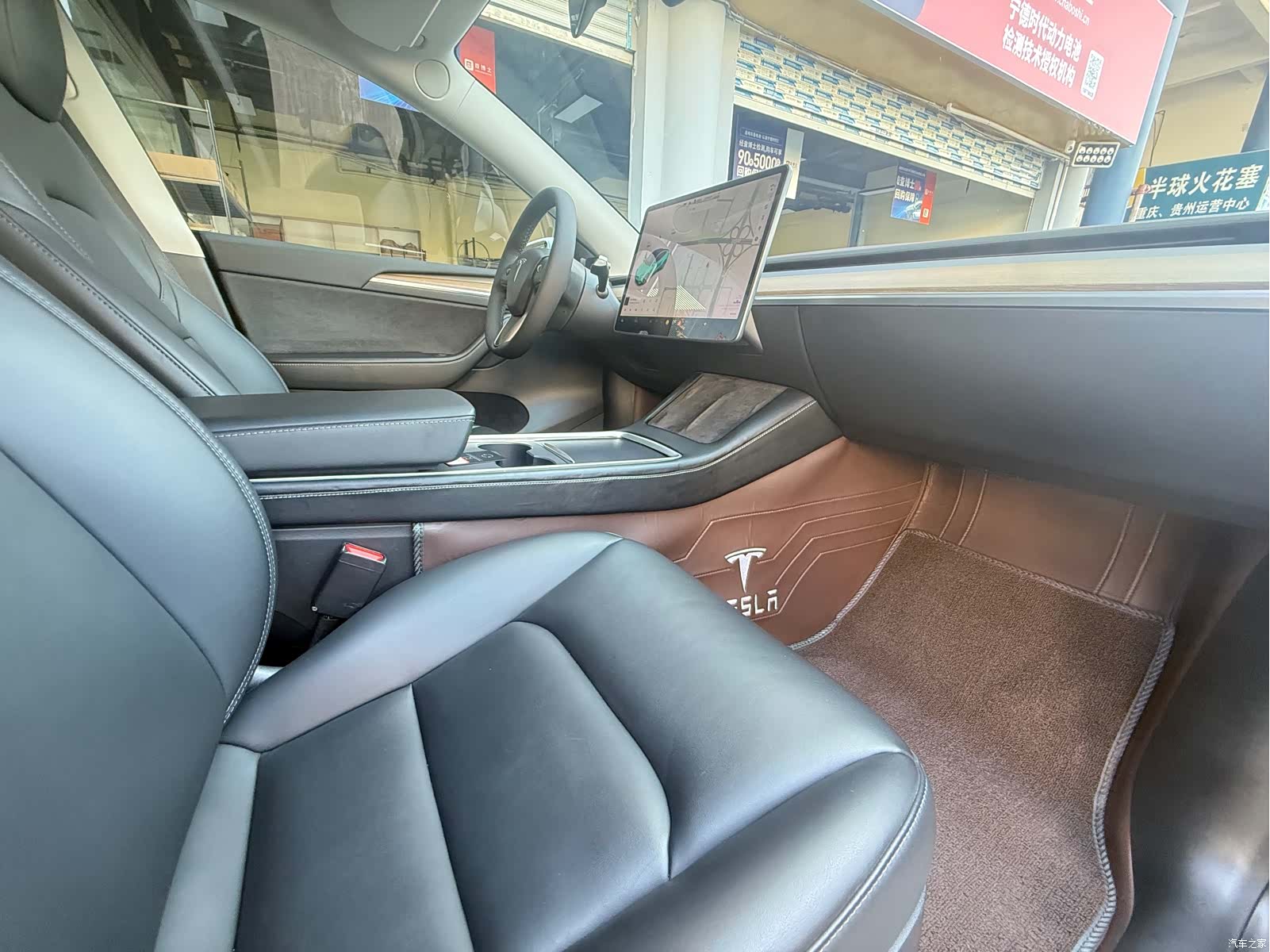 Tesla Model Y, 2021 10