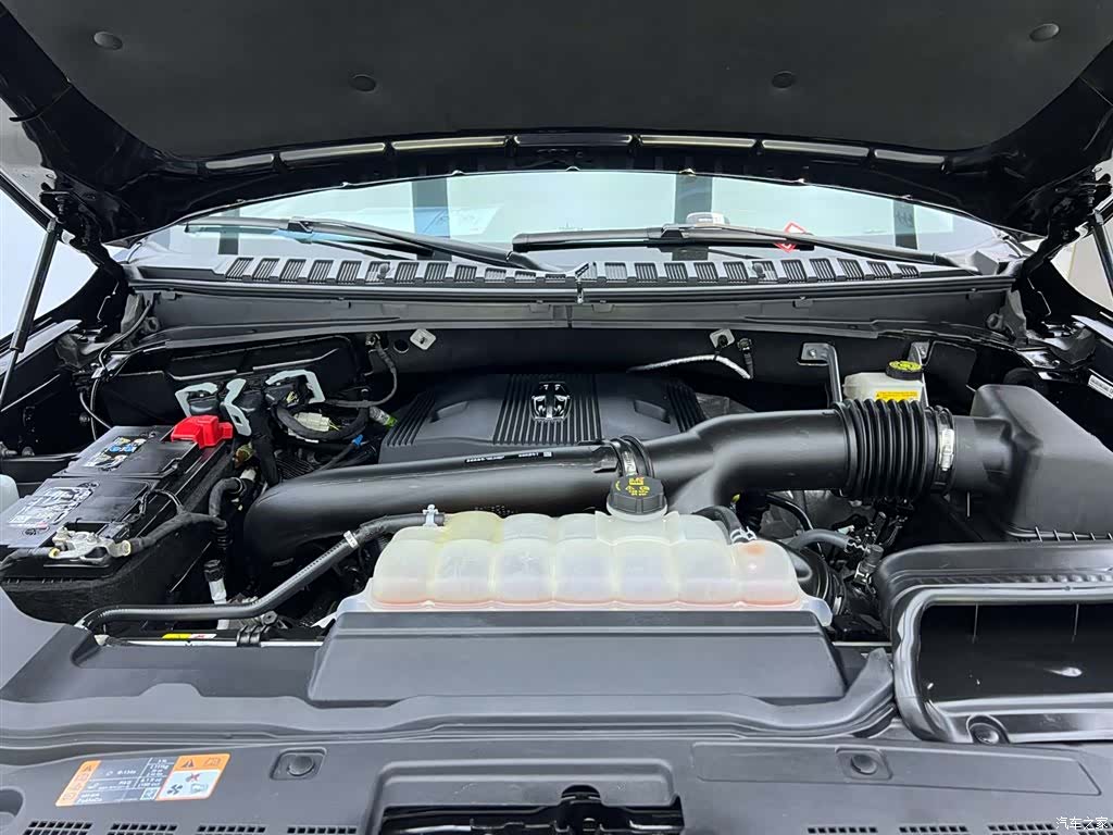 Lincoln Navigator, 2023 8