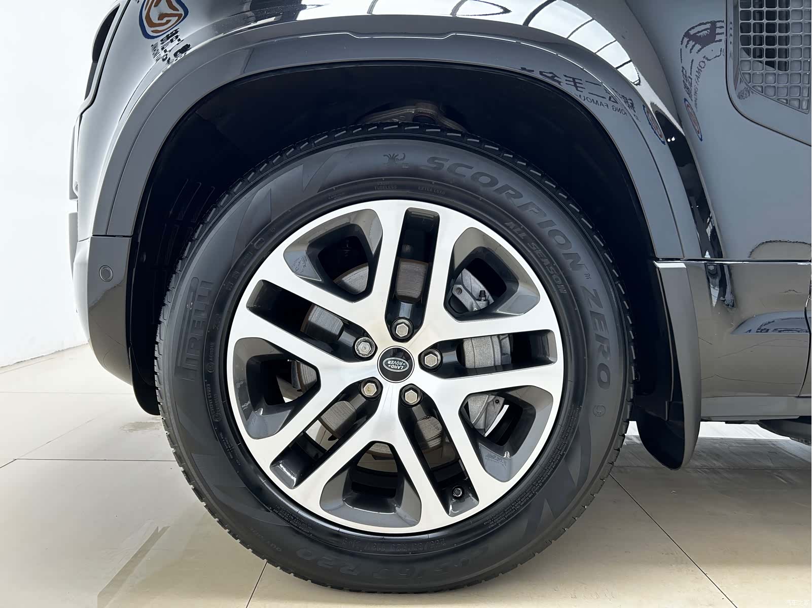 Land Rover Defender, 2021 21