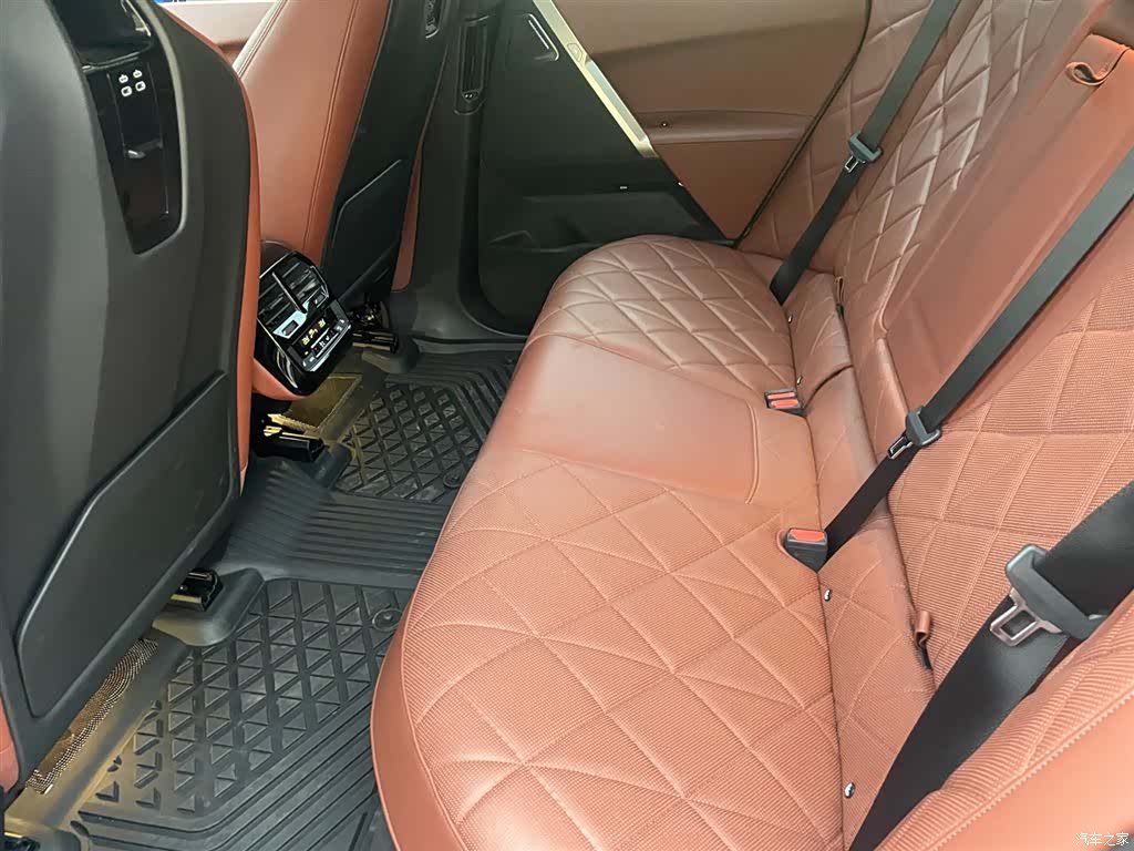 BMW iX, 2022 9