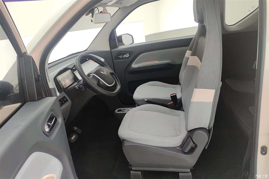 Wuling MINIEV, 2021 9