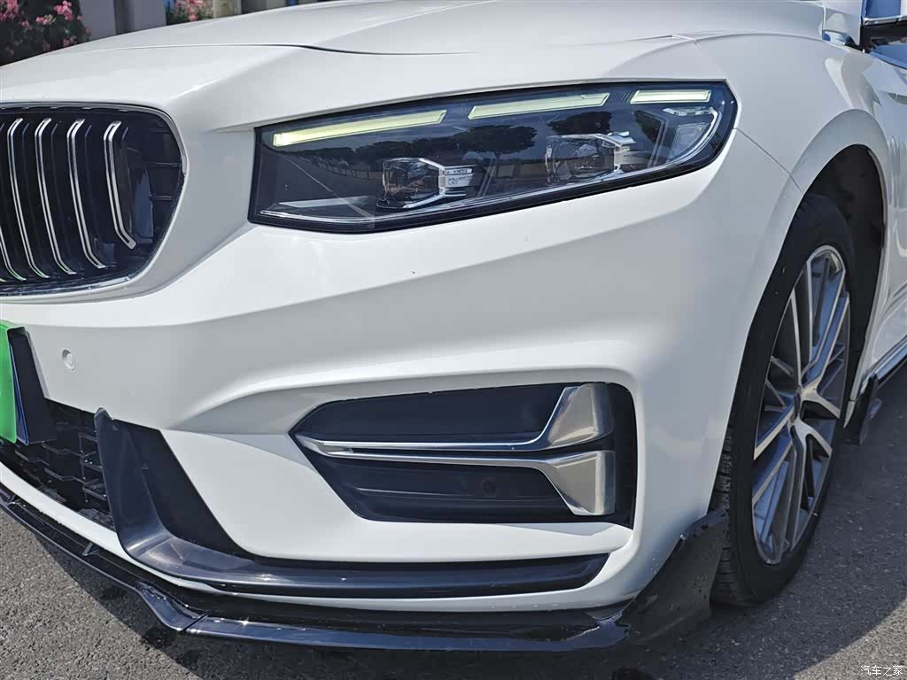 Geely Preface, 2023 17