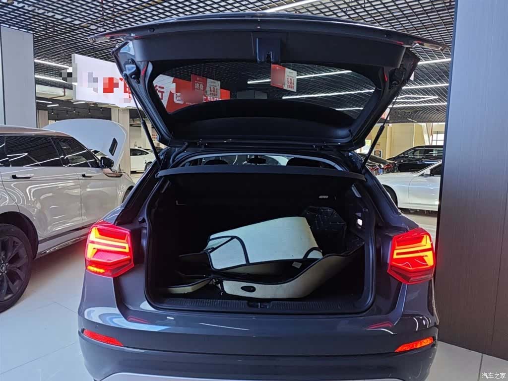 Audi Q2L, 2021 19