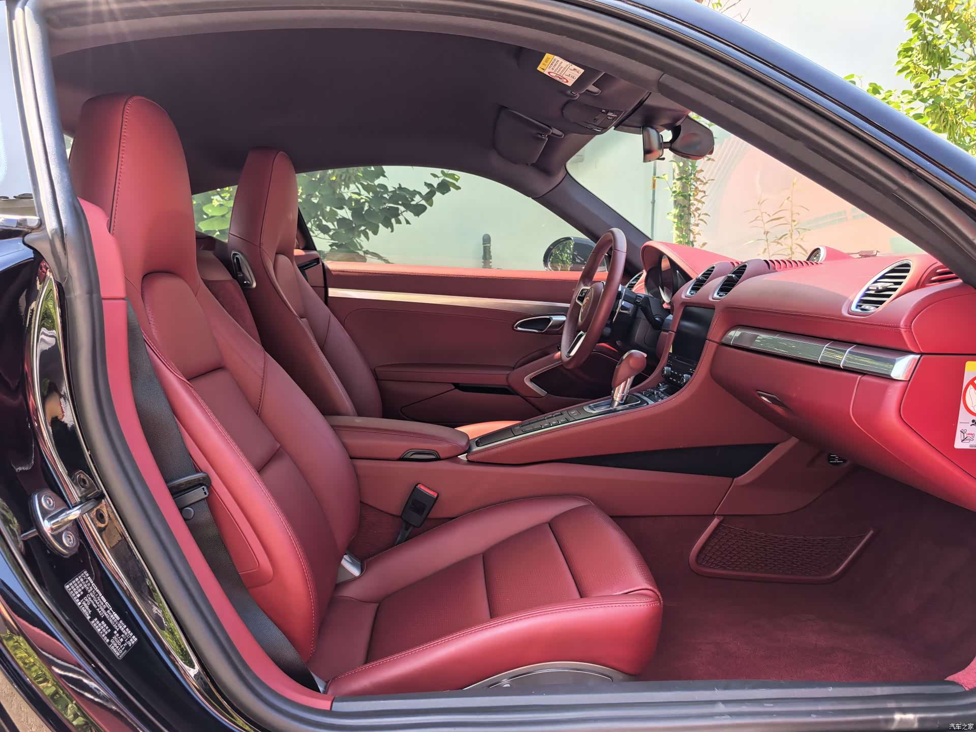 Porsche Cayman, 2021 11