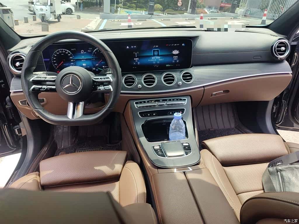 Mercedes-Benz E-Class, 2022 10