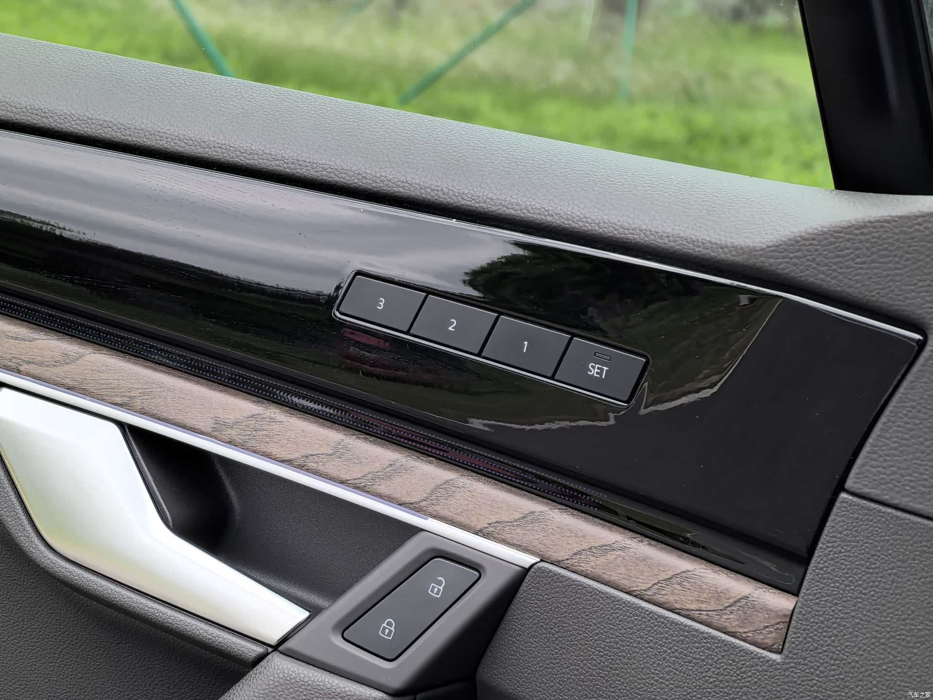 Volkswagen Touareg, 2020 19
