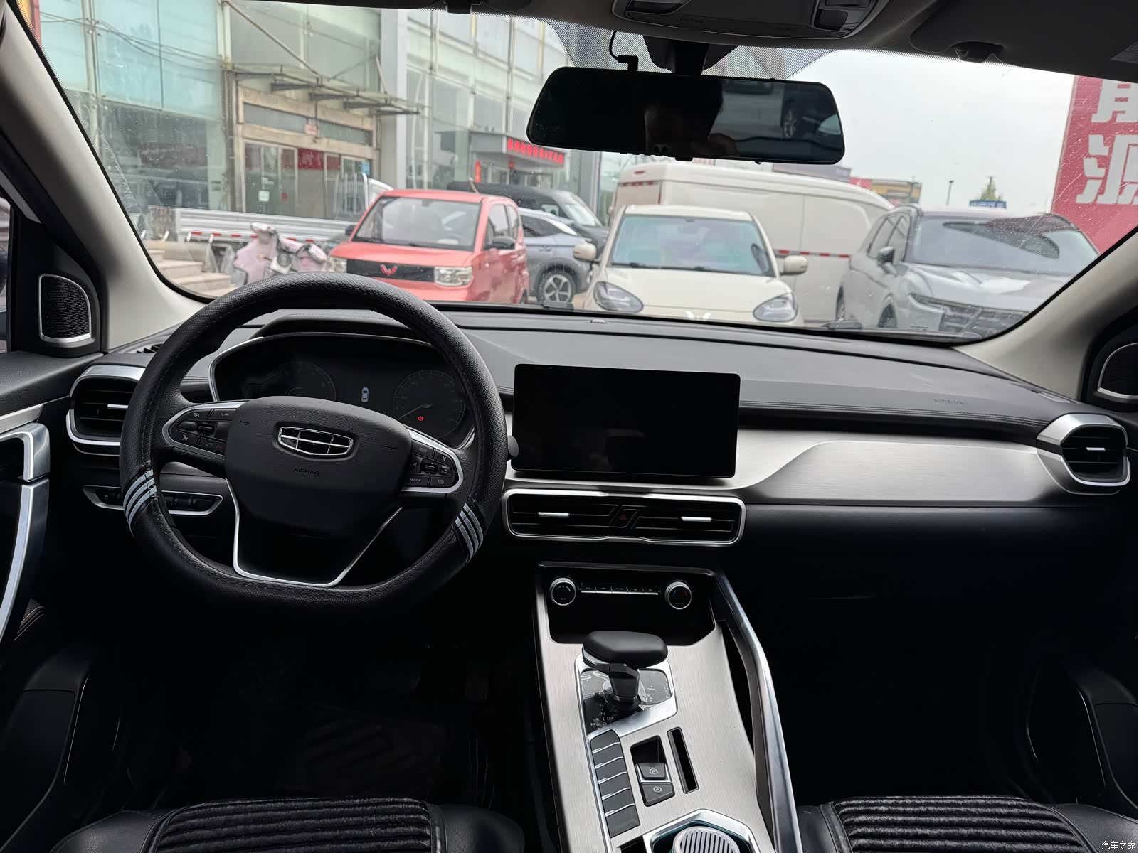 Geely Coolray, 2024 9