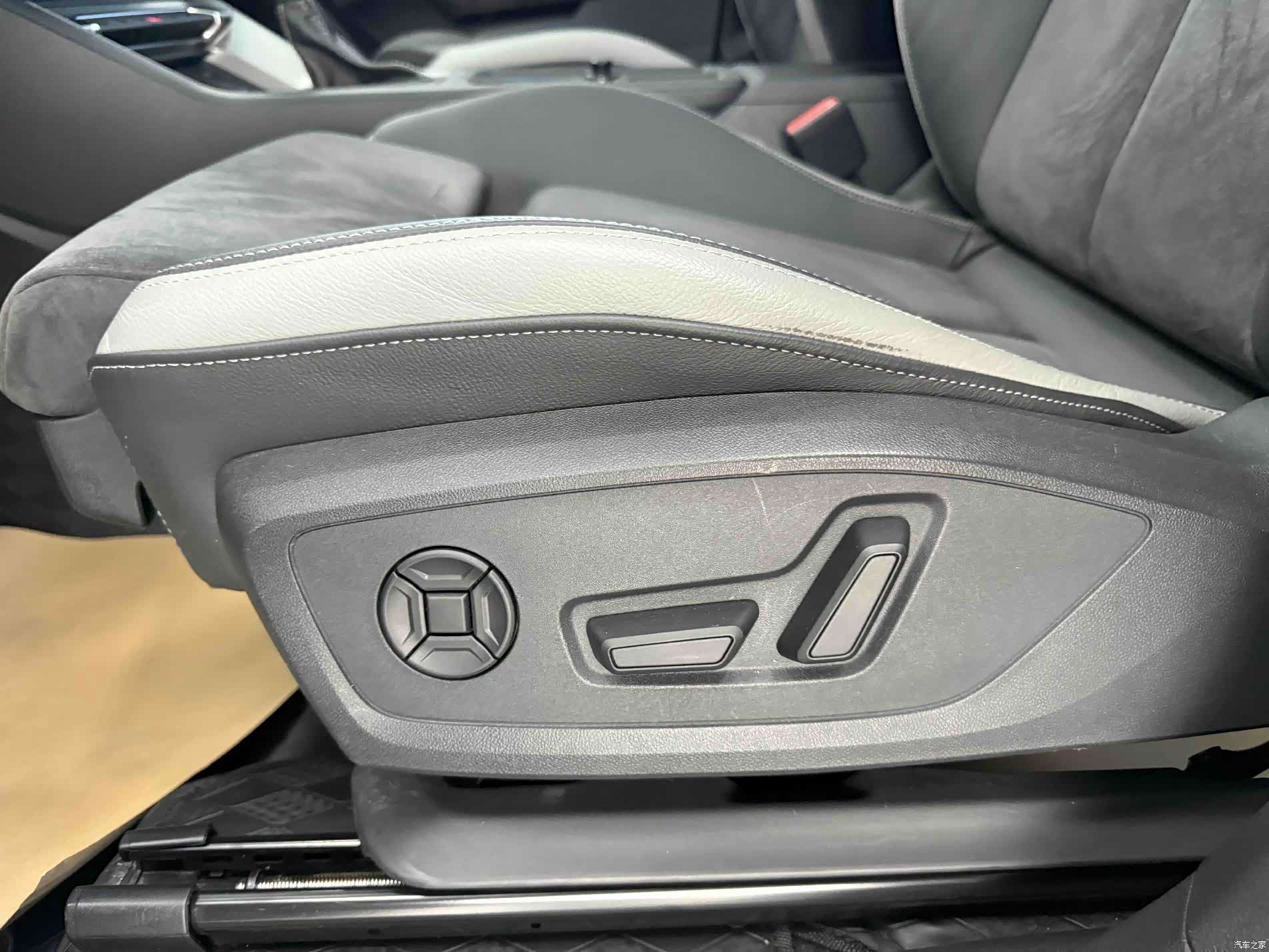 Audi Q3, 2022 13