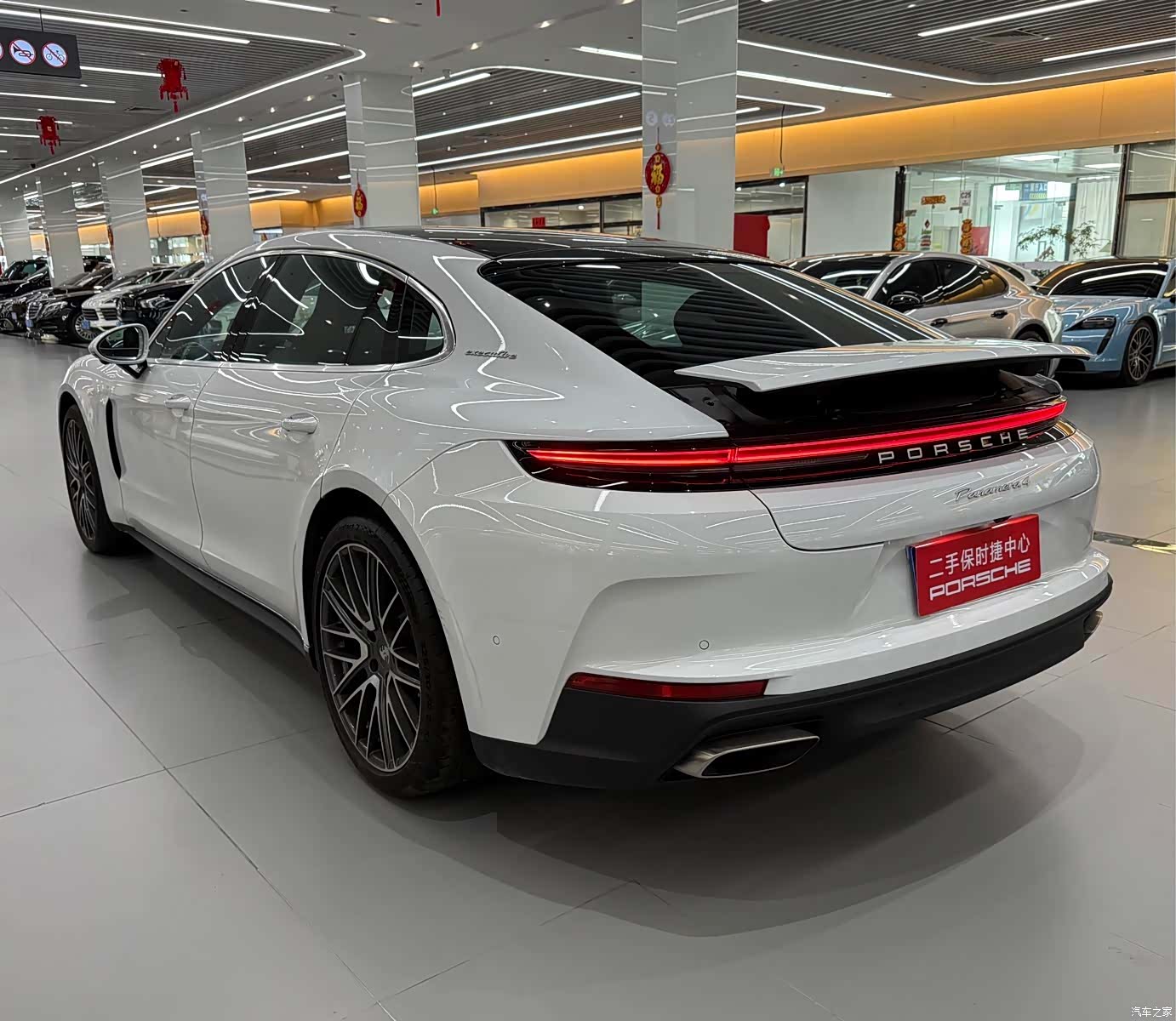 Porsche Panamera, 2026 4