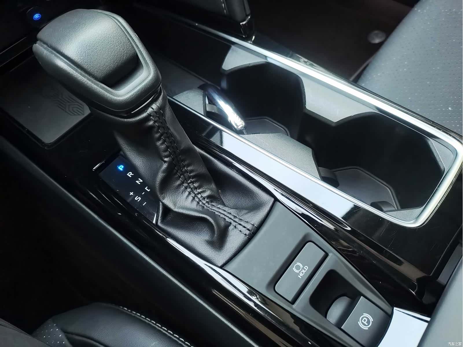 Toyota Camry, 2024 15