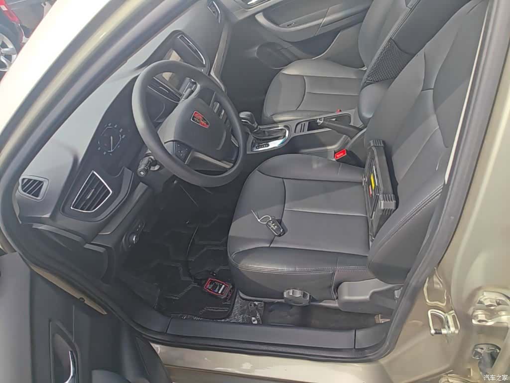 Roewe 360, 2017 15