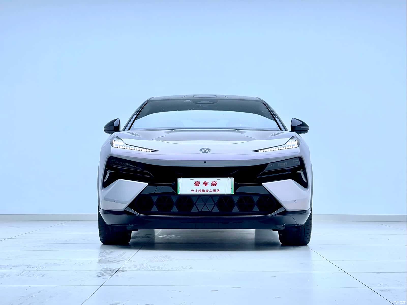 Lotus ELETRE, 2023 10