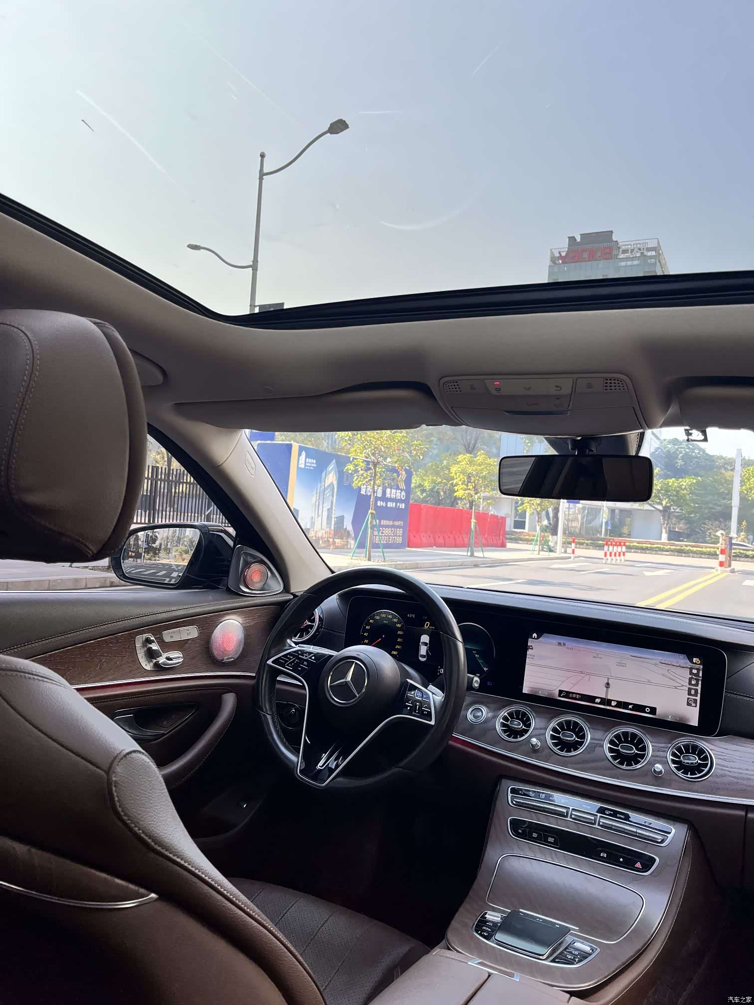 Mercedes-Benz E-Class, 2022 22
