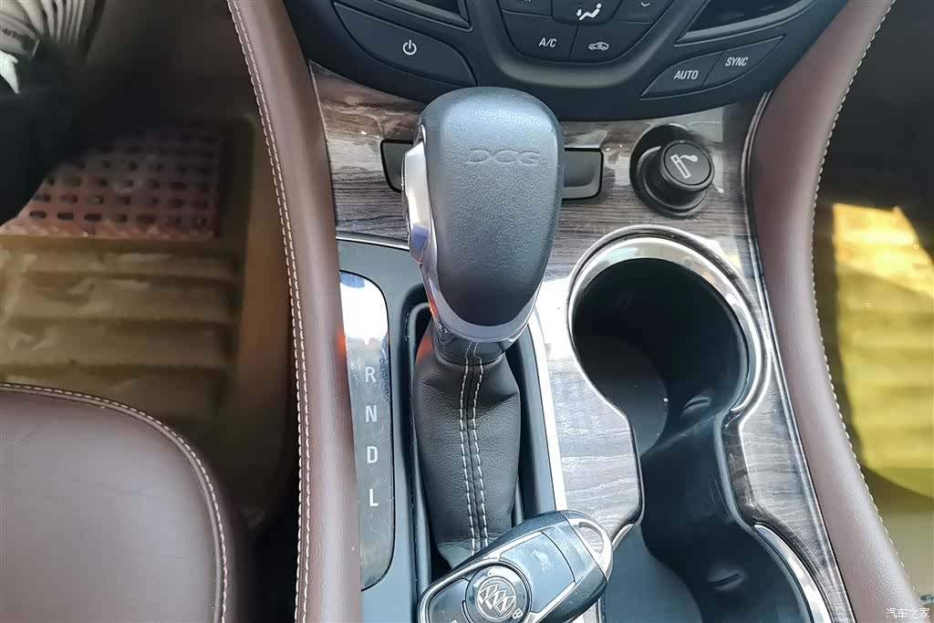 Buick Envision Plus, 2016 16
