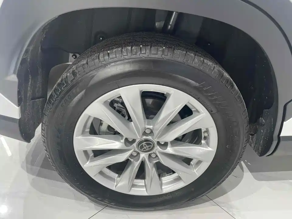 Toyota Corolla Sharp amplifier